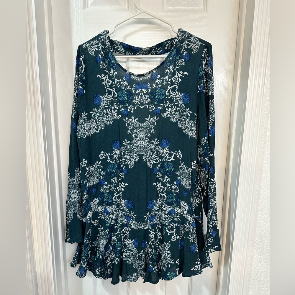 Free People Sz L Mini backless dress green & blue floral ruffle hem pockets